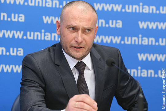 Ярош призвал продолжить протесты до отставки главы МВД Украины Авакова