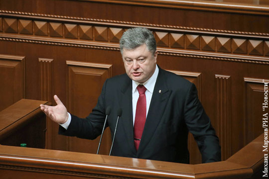 Порошенко: Изменения в конституцию Украины не предусматривают особый статус Донбасса