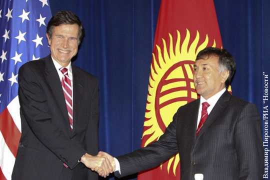США пригрозили Киргизии прекращением помощи