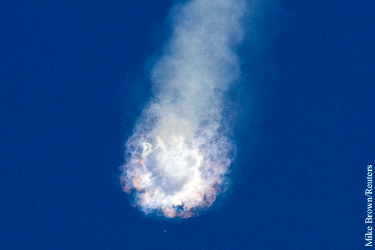 Названа вероятная причина аварии ракеты Falcon 9