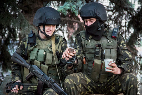 Украинские военные показали СМС «от ДНР»