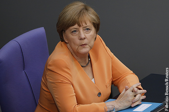 Бундестаг подает на Меркель в суд из-за АНБ США