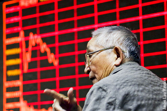 Китай винит США в обвале мирового рынка акций