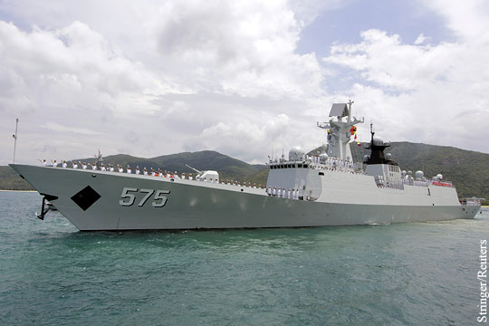 Китайские военные корабли впервые прошли через территориальные воды США