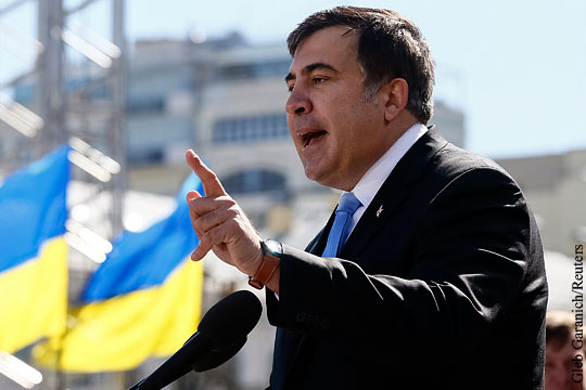 Саакашвили допустил возможность смены власти на Украине