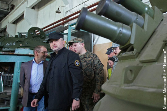Турчинов заявил об усилении боеспособности украинской армии