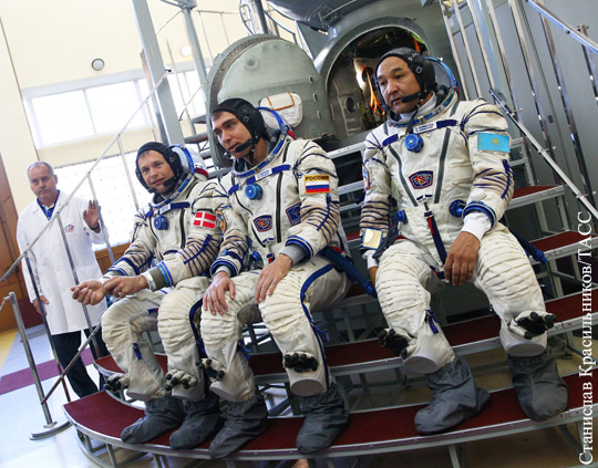 Экипаж МКС успешно приземлился в Казахстане