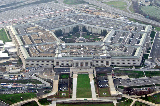 Пентагон вынужден перекраивать свой бюджет из-за России 