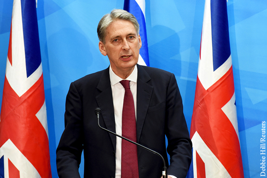 Лондон обвинил Россию в усложнении ситуации в Сирии