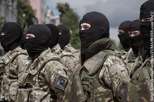 Украинский батальон «Азов» собрался блокировать границу с Приднестровьем
