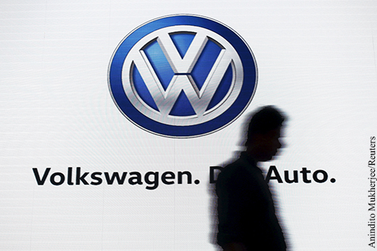 Акции Volkswagen из-за скандала упали на 20%