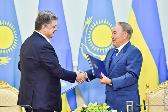 Украина пытается дружить с Казахстаном за спиной у Москвы