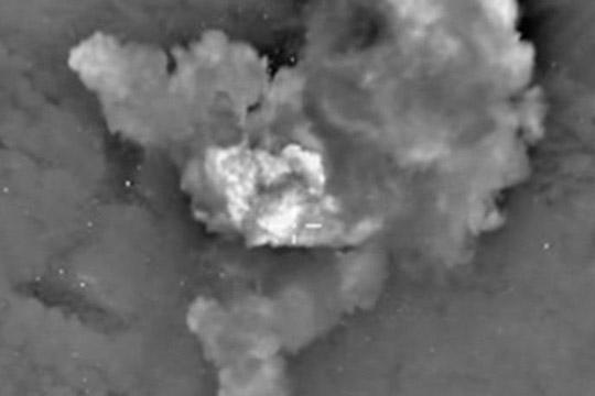 Самолеты ВКС России уничтожили крупный укрепрайон боевиков ИГ