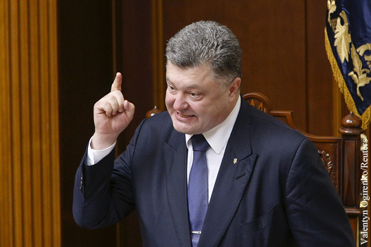 Порошенко пообещал «молниеносно» вернуть отведенное в Донбассе вооружение