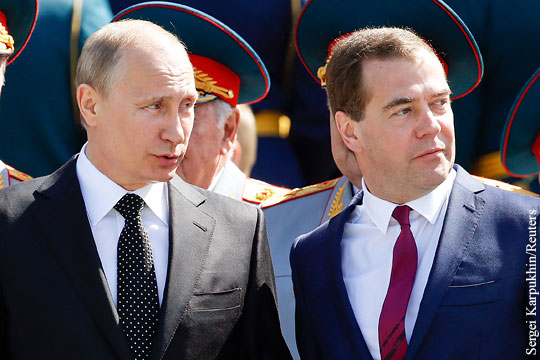 Путин наградил Медведева орденом «За заслуги перед Отечеством»