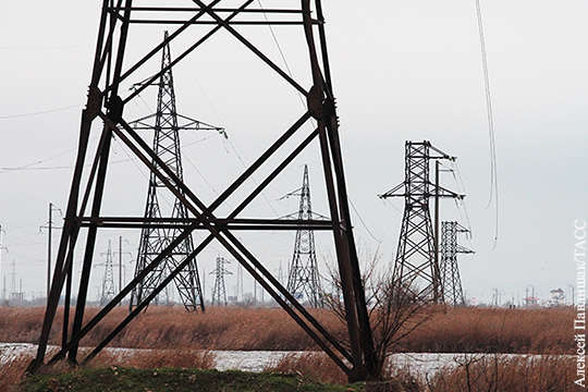 На Украине взорвали две опоры ЛЭП, подающей энергию в Крым