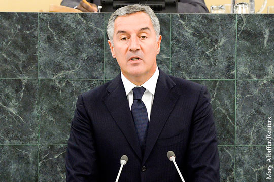 Премьер Черногории обвинил Россию в поддержке черногорской оппозиции