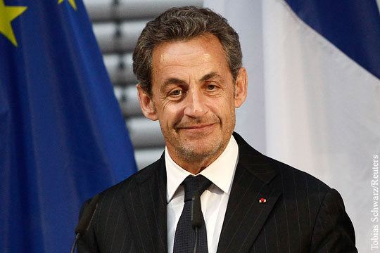 Саркози в Москве пообещал быть искренним другом России