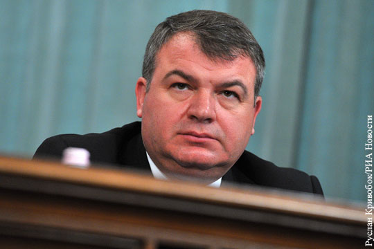 СМИ: В Госдуме возмутились назначением Сердюкова в Ростех