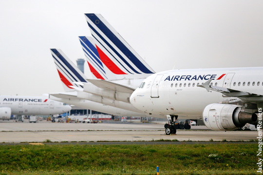 Франция решила приостановить все прямые рейсы в Шарм-эш-Шейх