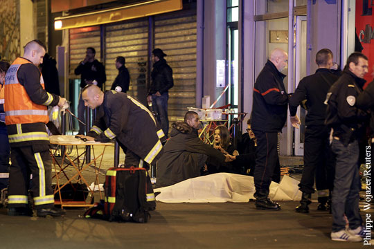 СМИ: В результате взрывов и стрельбы в Париже погибло до 40 человек