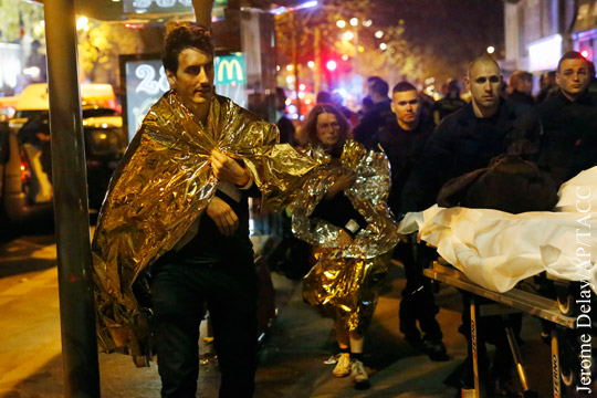 Смартфон спас владельца от смерти при взрыве у стадиона в Париже