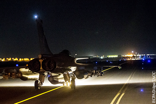 ВВС Франции нанесли удар по позициям ИГ в Сирии