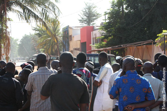 Из отеля в Мали в ходе штурма освобождены порядка 80 заложников