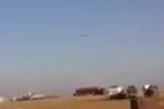 Обнародовано видео полета двух крылатых ракет над Сирией