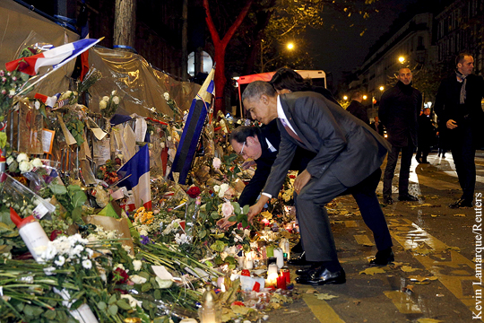 Обама посетил место теракта в Париже