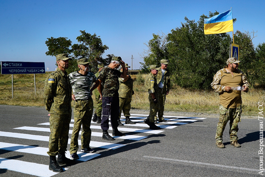 «Правый сектор» объявил о выходе из «блокады» Крыма