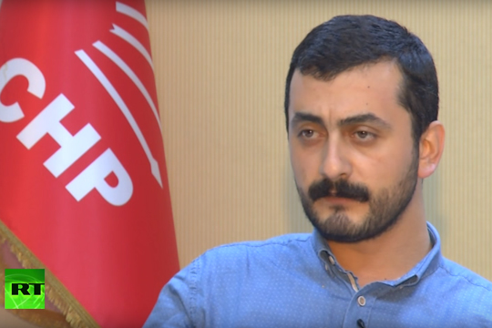 Турецкого депутата после интервью RT заподозрили в госизмене