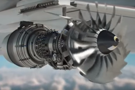 Рогозин сообщил об успешном ходе испытаний нового авиационного двигателя