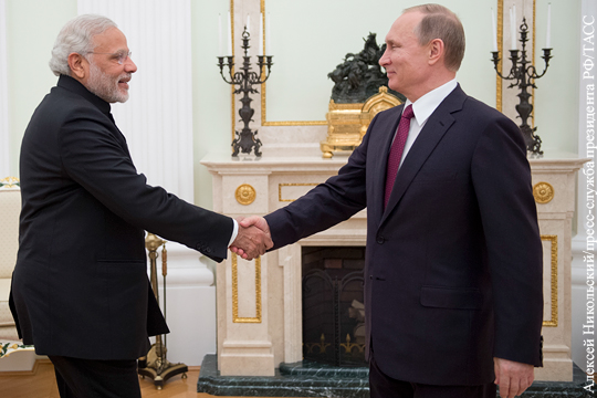 Индийский премьер приехал укреплять доверительные отношения с Путиным