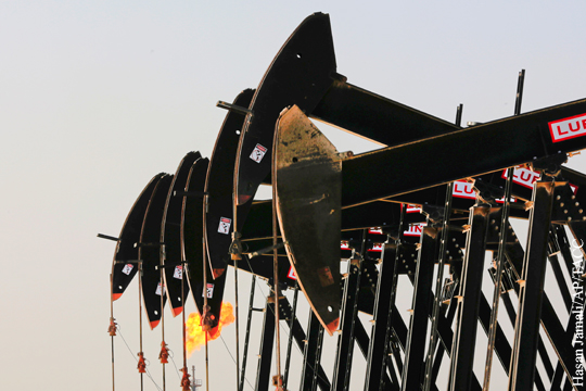 Падение нефти нарушило «хрупкое равновесие» российской экономики