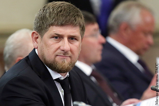 Кадыров назвал Яценюка и Порошенко актерами кукольного театра