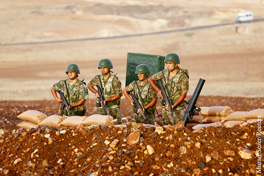Турецкие военные отразили нападение ИГ на лагерь Башика в Ираке