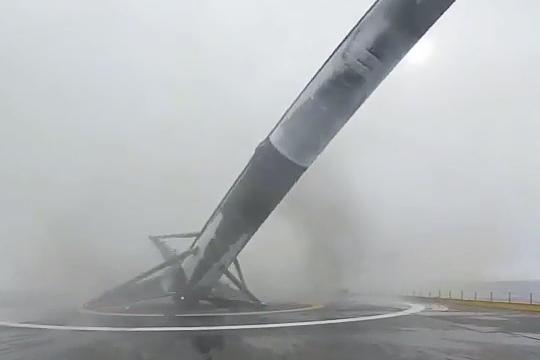Основатель SpaceX опубликовал видео неудачной посадки ступени Falcon 9