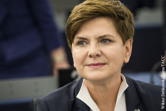 Шидло: Польша приняла около 1 млн выходцев из Украины