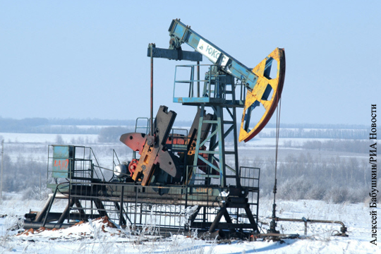 Новак: ОПЕК может обсудить сокращение добычи нефти на 5% каждой из стран
