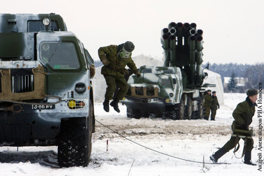 Минск рассказал об учениях ракетных войск и артиллерии в приграничных с Украиной областях