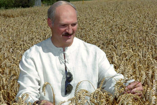 Лукашенко заявил о готовности России поддержать экономику Белоруссии