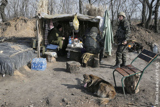 Десятки украинских военных покинули часть из-за дырявых палаток и матрасов со вшами