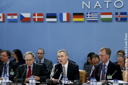 Главы минобороны стран НАТО одобрили усиление восточного фланга