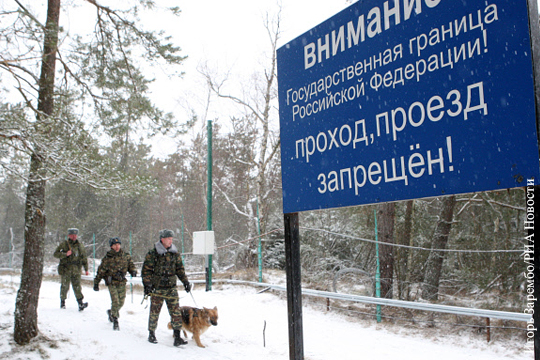 Российский пограничник сломал ногу в схватке с украинскими контрабандистами сигарет