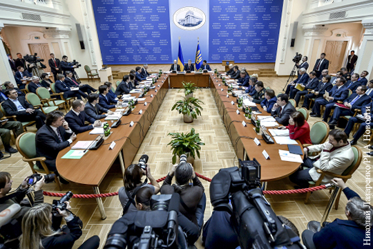 Рада не смогла принять резолюцию о недоверии кабмину Украины