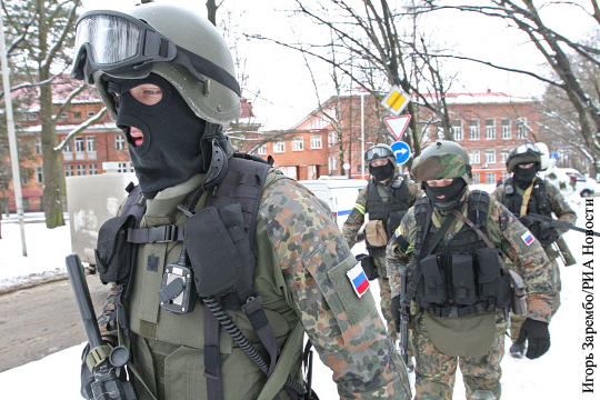 ФСБ разоблачила готовившую документы для выезда россиян воевать за ИГ банду