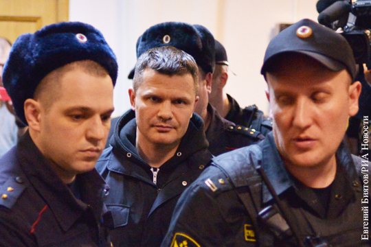 Владельца Домодедово Каменщика отправили под домашний арест