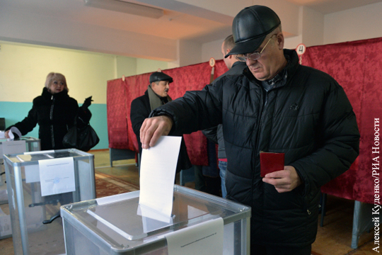 Киев: Выборы в Донбассе следует провести через три года после прекращения обстрелов