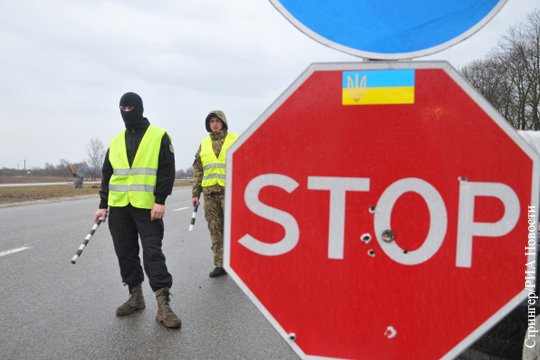 Украинские радикалы заявили о намерении возобновить блокаду грузовиков из России